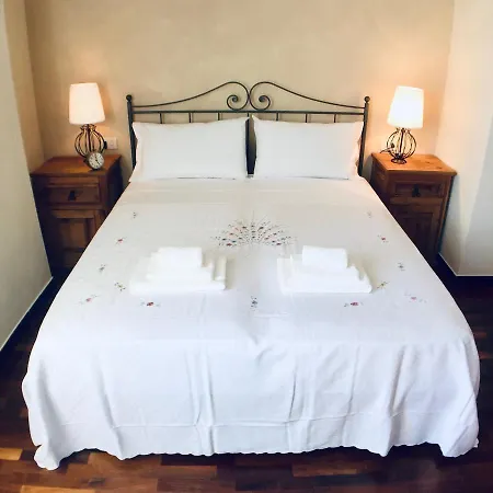 Del Sale Couette-café Soglio (Genoa)